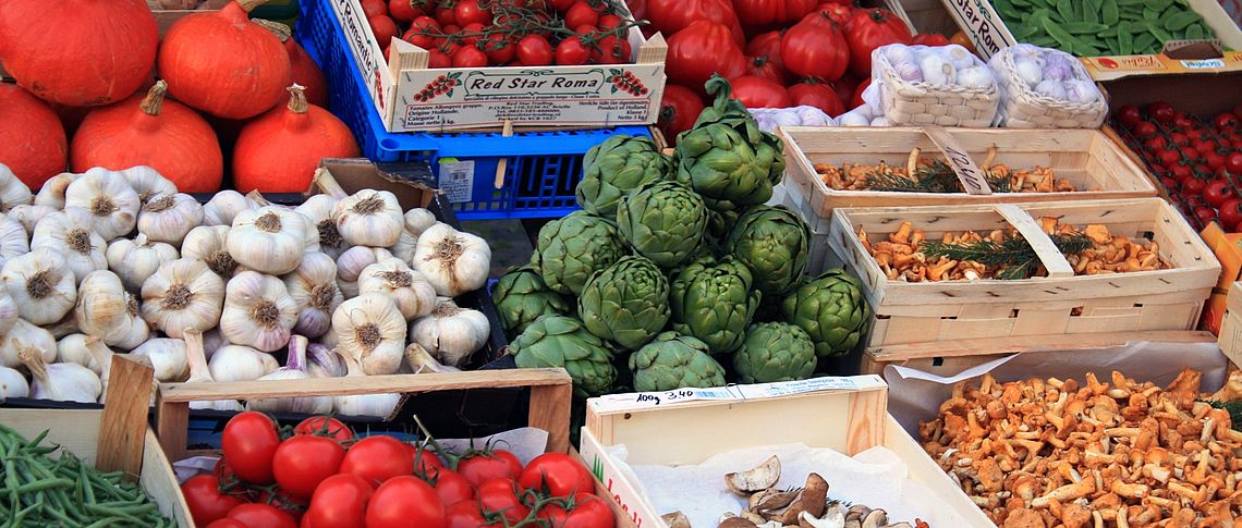Foto eines Marktstandes