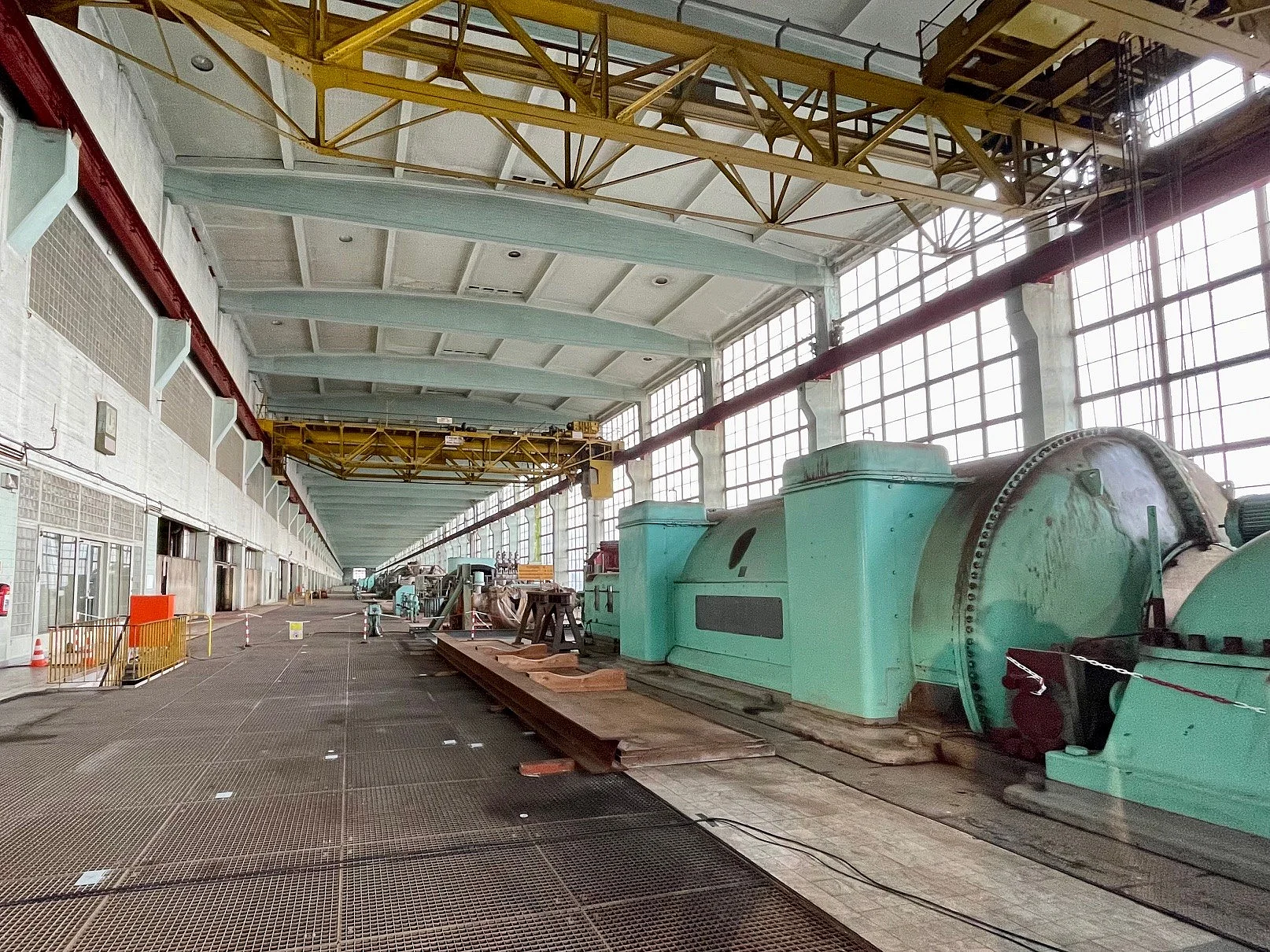 Foto der Maschinenhalle im Kraftwerk