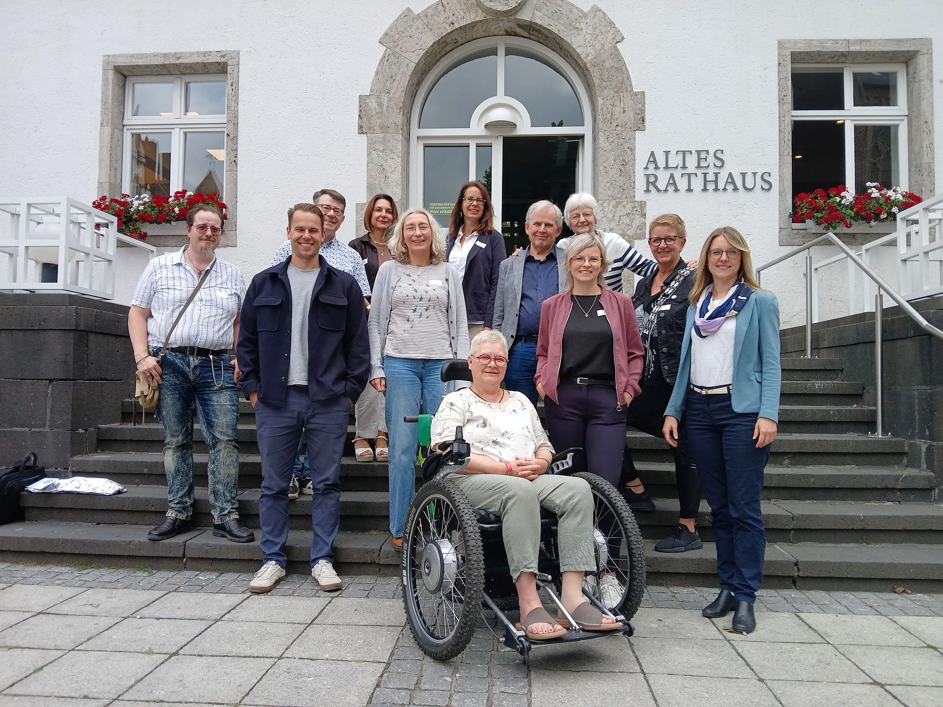  Uwe Durst (2. v. l.) mit Teilnehmenden der anderen Kommunen