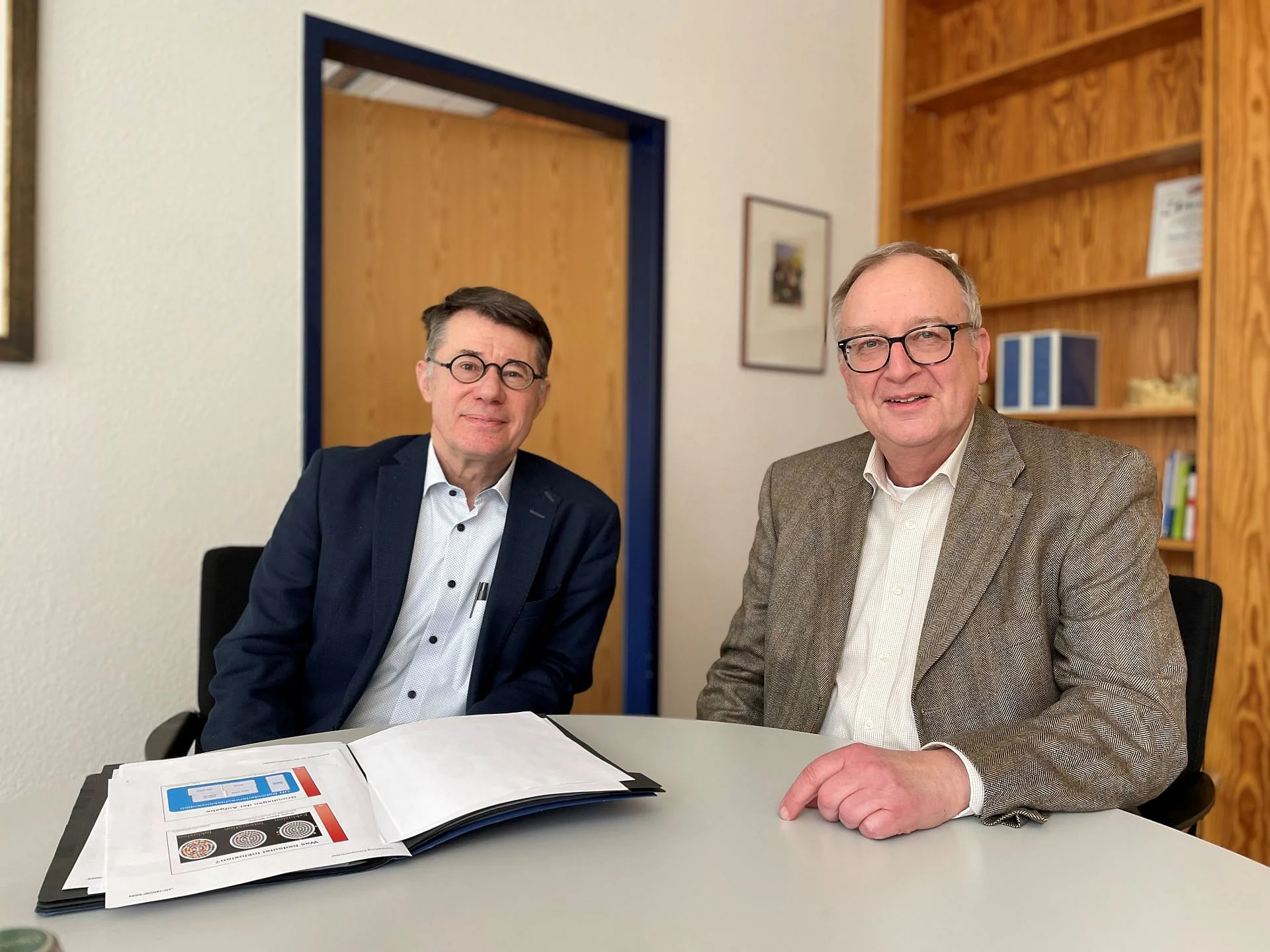 Foto: Beauftragter für das Inklusionswesen Uwe Durst und Erster Beigeordneter Michael Heesch