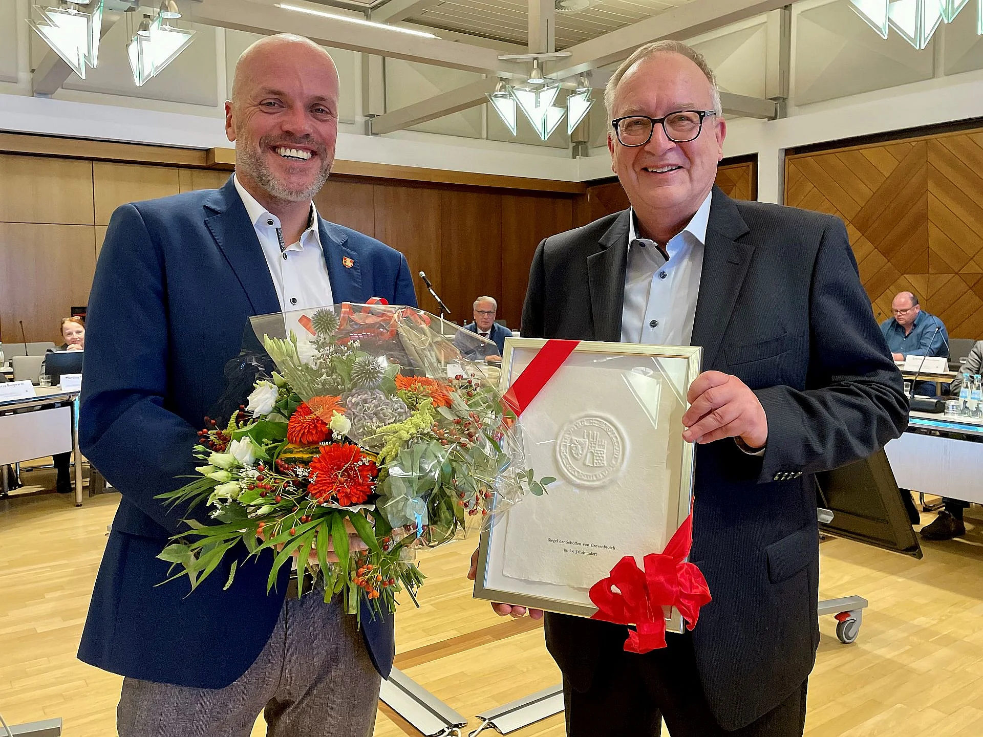 Bürgermeister Klaus Krützen und Erster Beigeordneter Michael Heesch