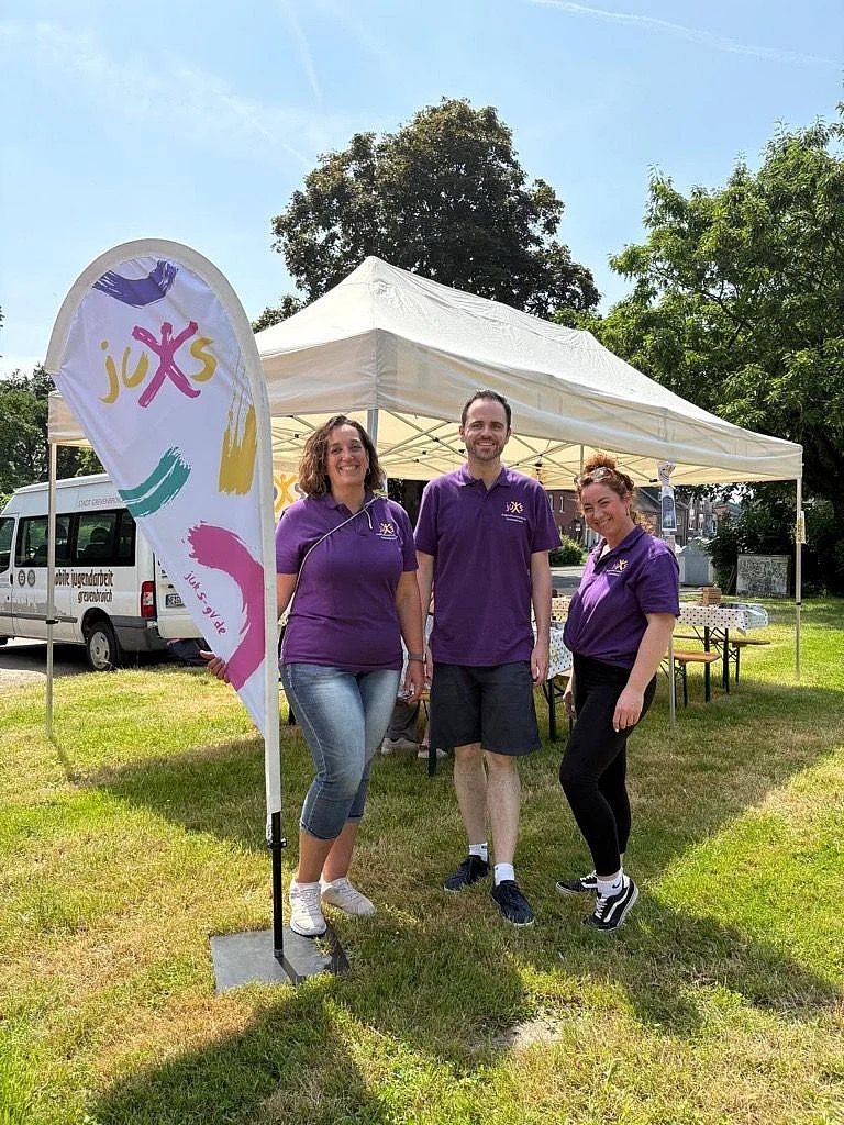 Foto von Barbara Liebing (Verwaltung JUKS), Werner Alderath (Leitung JUKS), Katharina Vogel (Dozentin)