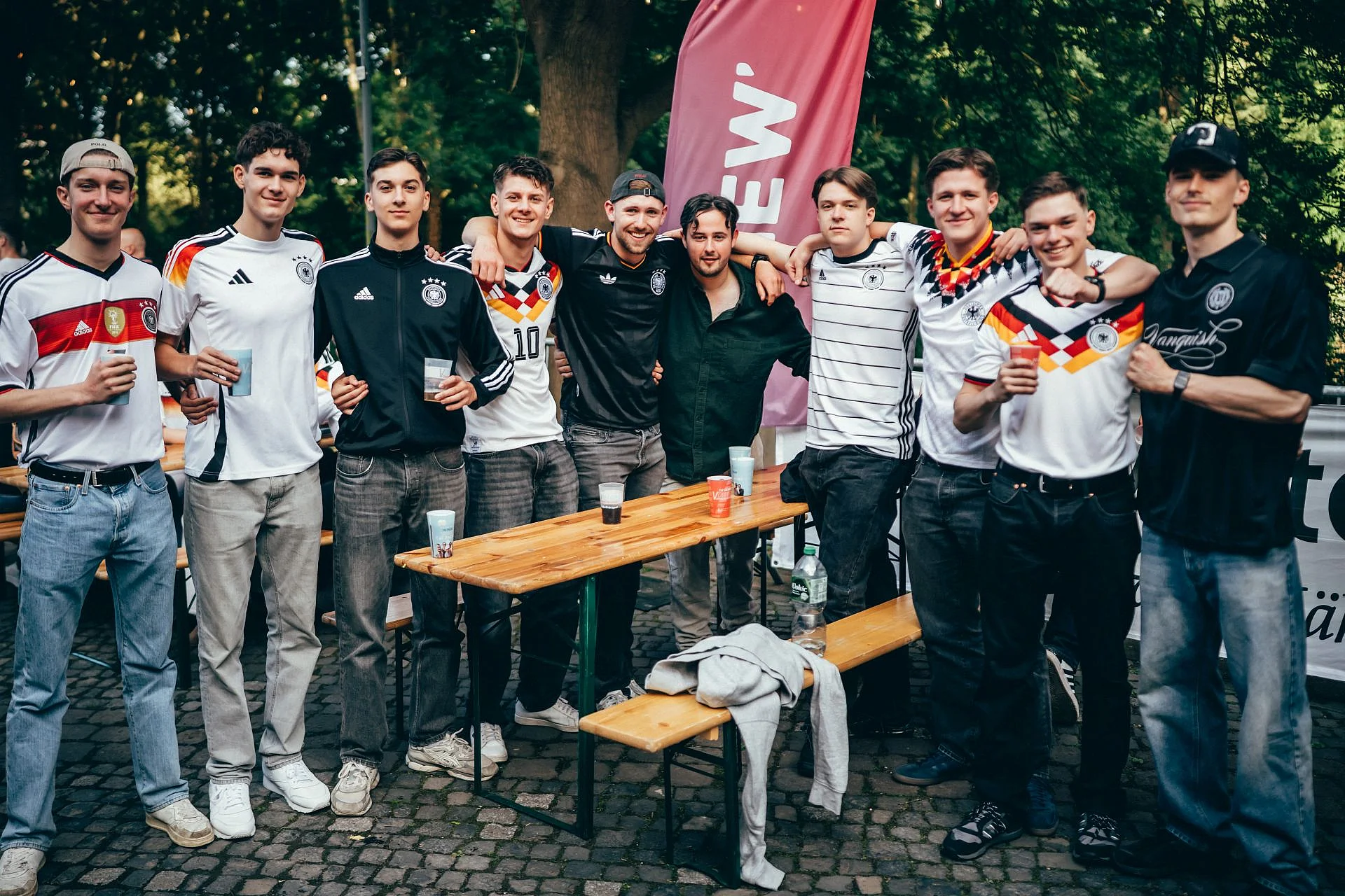 Foto von männlichen Fußballfans