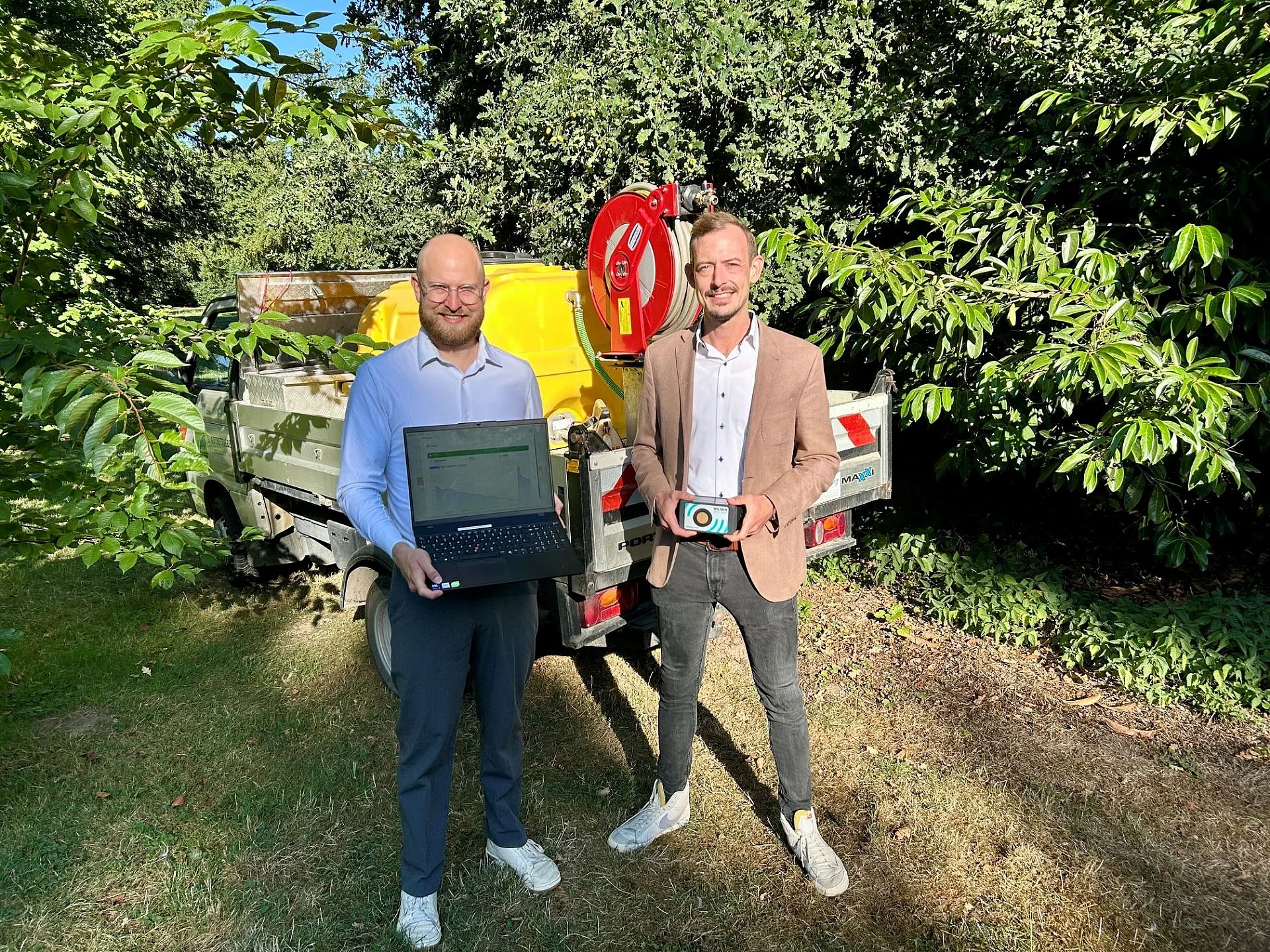 Foto von Datenanalyst Henning Weps und Smart-City-Manager Christian Henicke