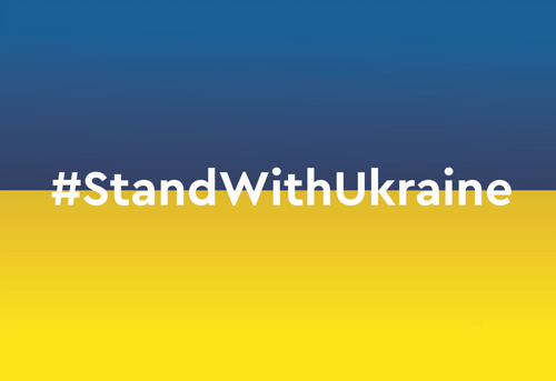 Grafik Flagge der Ukraine mit dem Schriftzug #StandWithUkraine