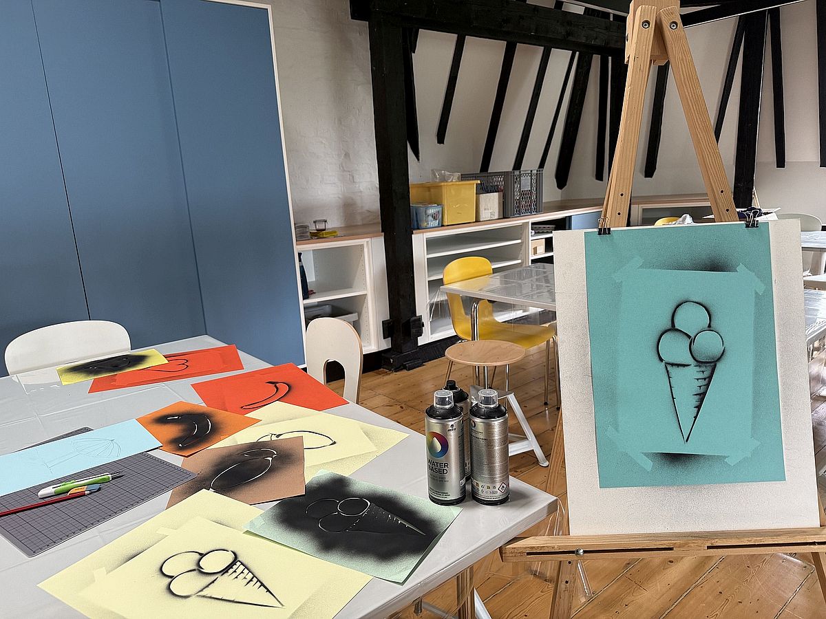 csm_Graffiti-Workshop_Villa-Erckens_1920_3e108bffd3.jpg