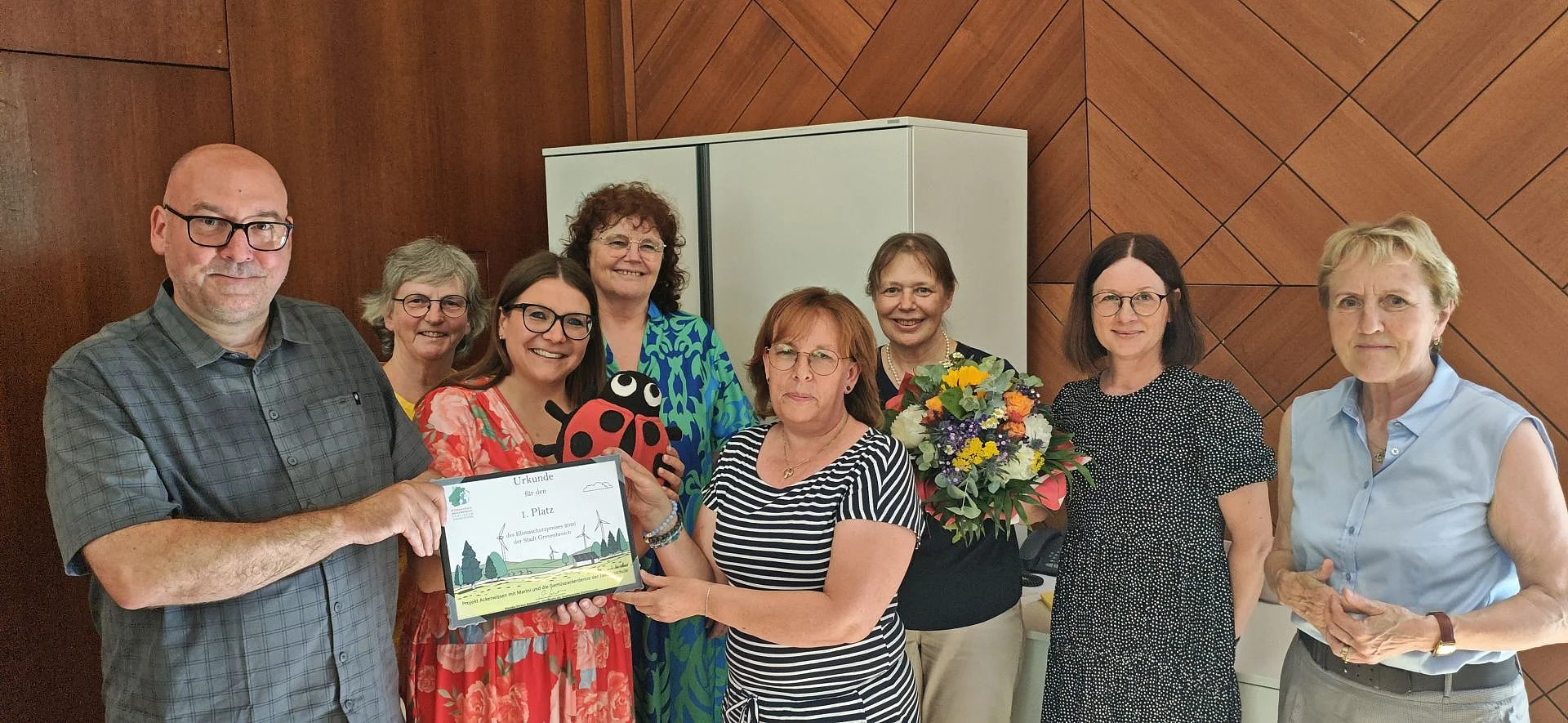 Foto der Preisträger und der Jury